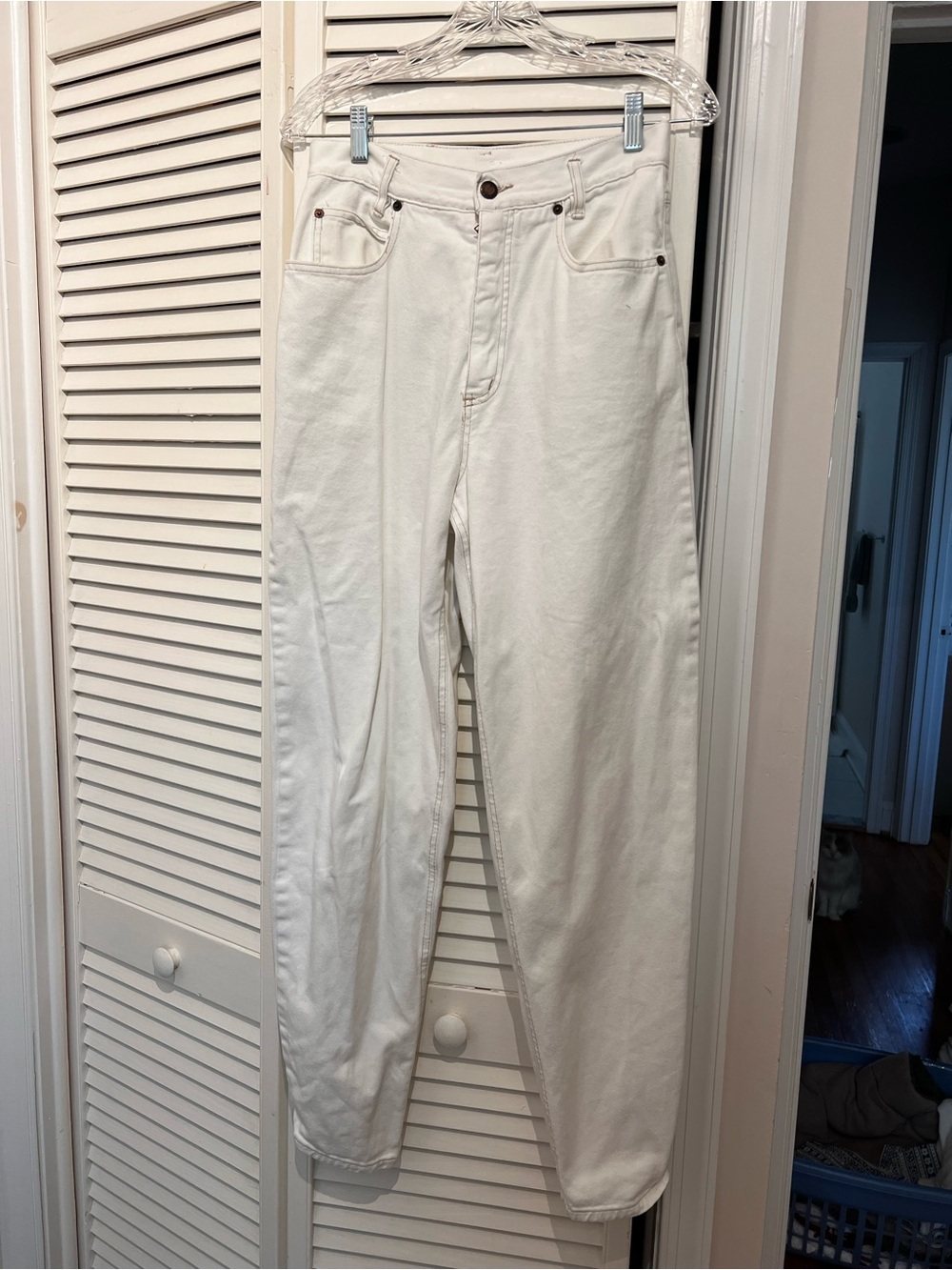 Vintage Women’s White Relaxed-Fit Jeans